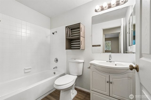 13807 173rd Ave Avenue NE, Redmond, WA 98052