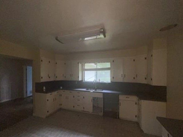 1100 Poe Street, Azle, TX 76020