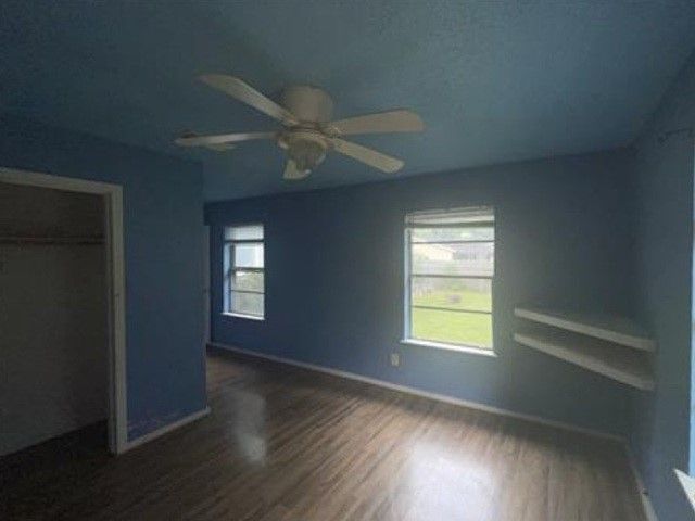 1100 Poe Street, Azle, TX 76020
