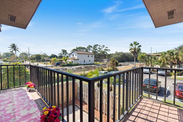 2966 Kirk Road, Lake Worth, FL 33461