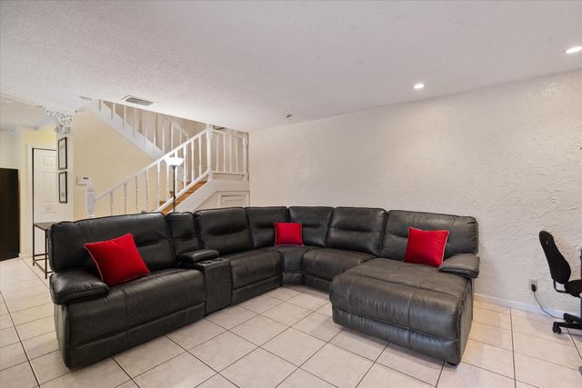 2966 Kirk Road, Lake Worth, FL 33461