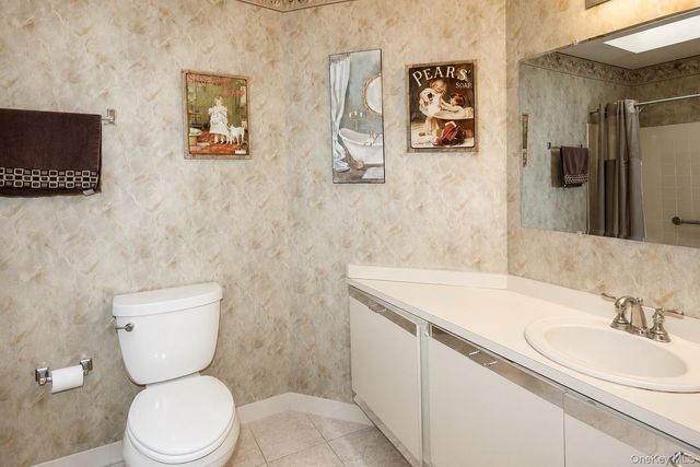 53 Villas Circle, Melville, NY 11747