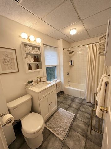 92 Robbins St 2, Avon, MA 02322