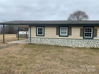 4757 Sand Stone Lane 2, Lenoir, NC 28645