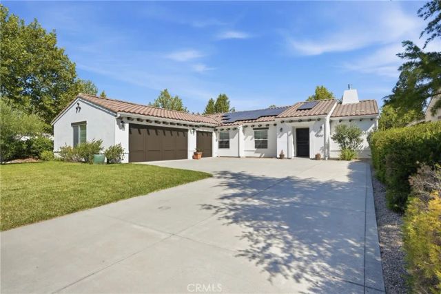 6000 Via Colonia Court, Atascadero, CA 93422