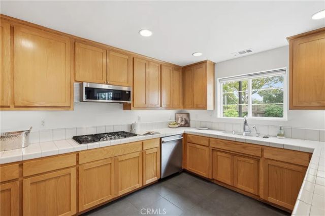 6000 Via Colonia Court, Atascadero, CA 93422