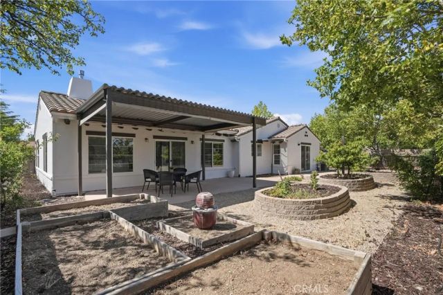 6000 Via Colonia Court, Atascadero, CA 93422