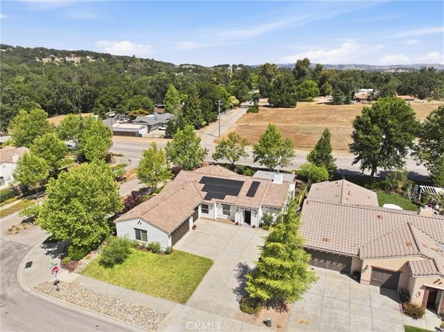 6000 Via Colonia Court, Atascadero, CA 93422