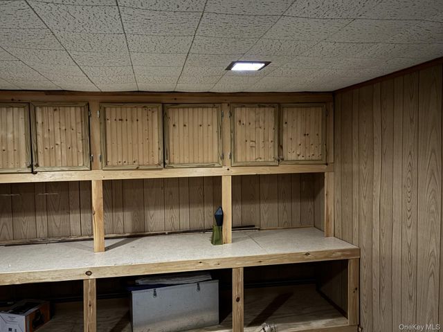 20 Hillview Drive, Poughkeepsie, NY 12603