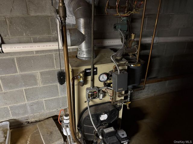 20 Hillview Drive, Poughkeepsie, NY 12603