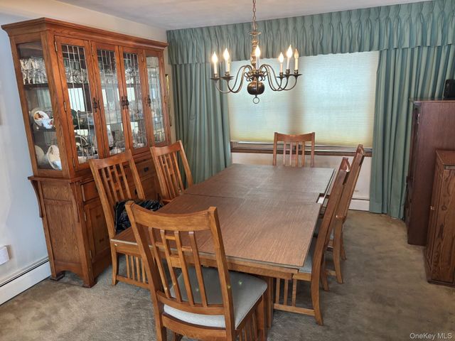 20 Hillview Drive, Poughkeepsie, NY 12603