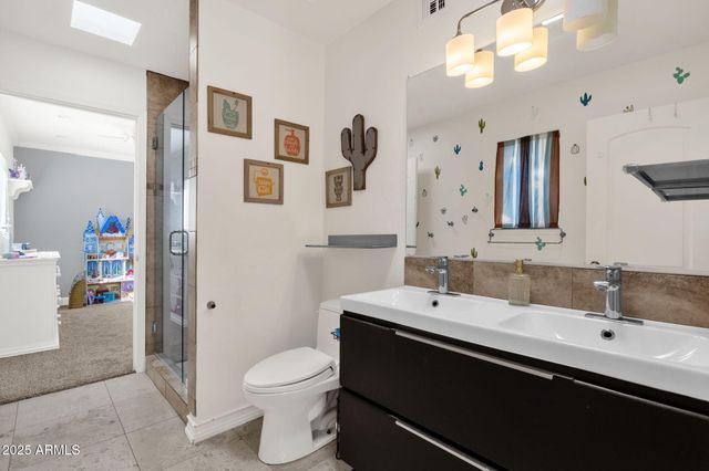 89 N RIATA Street, Gilbert, AZ 85234