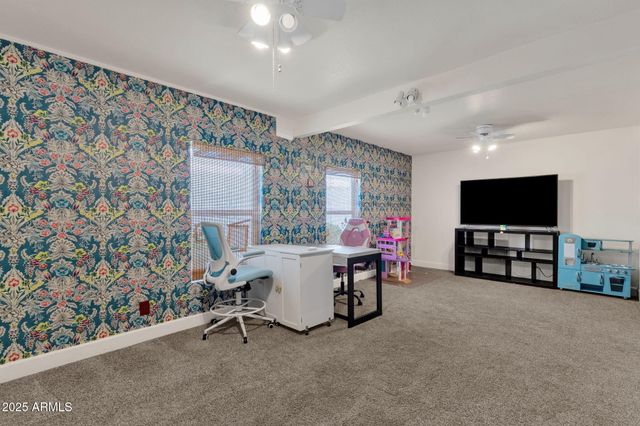 89 N RIATA Street, Gilbert, AZ 85234