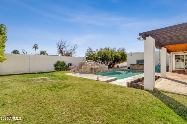 89 N RIATA Street, Gilbert, AZ 85234