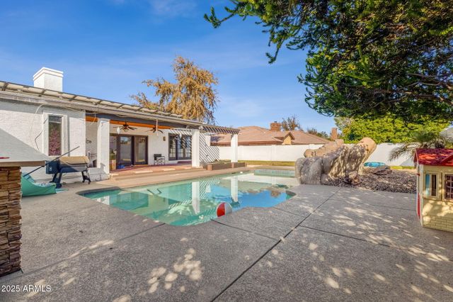 89 N RIATA Street, Gilbert, AZ 85234