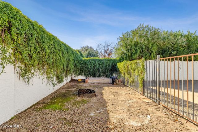 89 N RIATA Street, Gilbert, AZ 85234