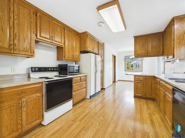 2520 S Eisenhower Ave Avenue, Sioux Falls, SD 57106