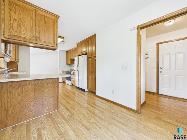 2520 S Eisenhower Ave Avenue, Sioux Falls, SD 57106