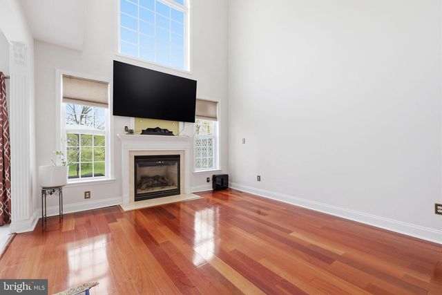 7 WELLINGTON RD, Newtown, PA 18940