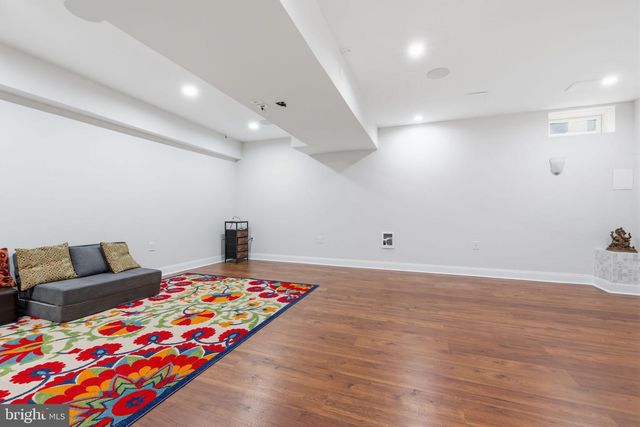 7 WELLINGTON RD, Newtown, PA 18940