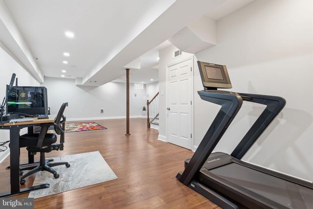 7 WELLINGTON RD, Newtown, PA 18940