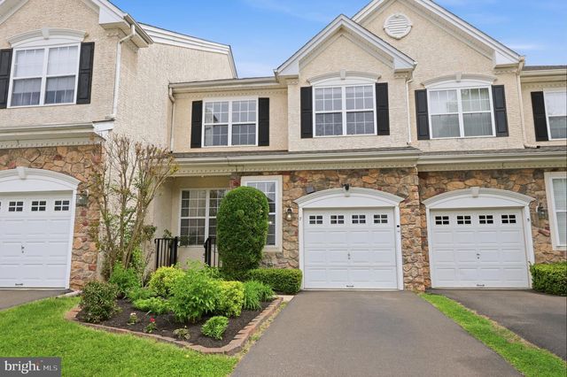 7 WELLINGTON RD, Newtown, PA 18940