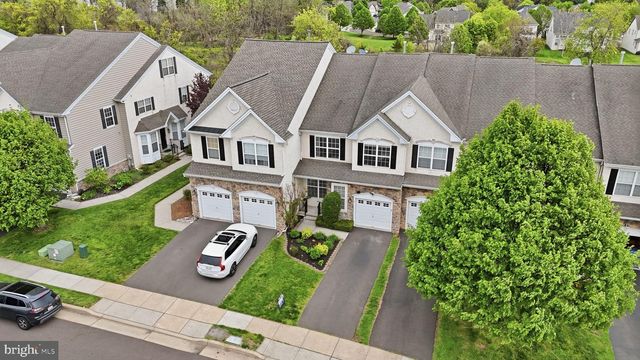 7 WELLINGTON RD, Newtown, PA 18940