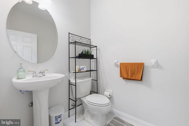7 WELLINGTON RD, Newtown, PA 18940