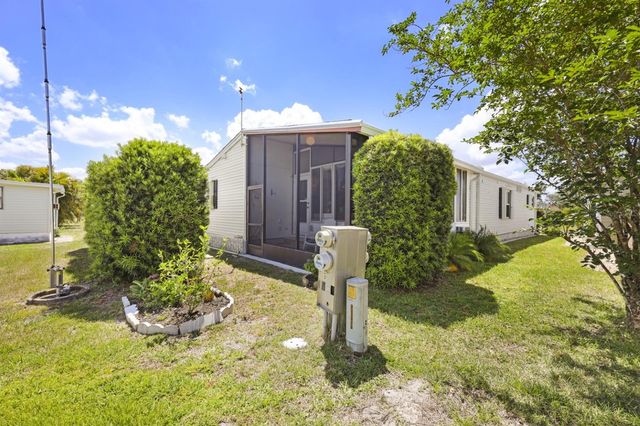 2100 KINGS HIGHWAY 744, Port Charlotte, FL 33980