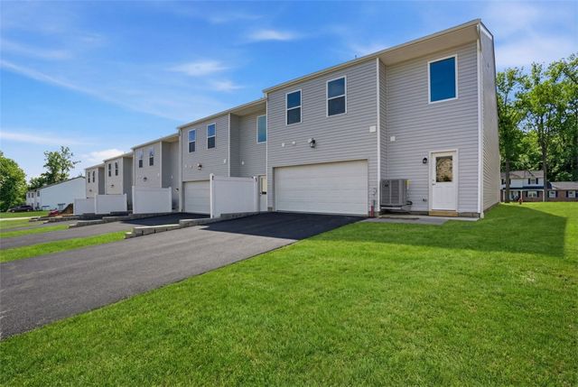 109 Blue Bird Ln, Buffalo Twp, PA 16055