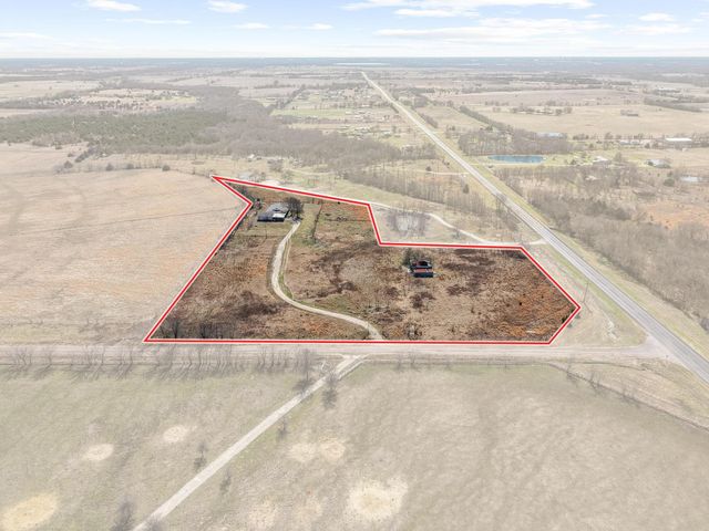 139 County Road 4302, Greenville, TX 75401