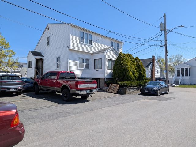 7 Willis Ave, Winthrop, MA 02152