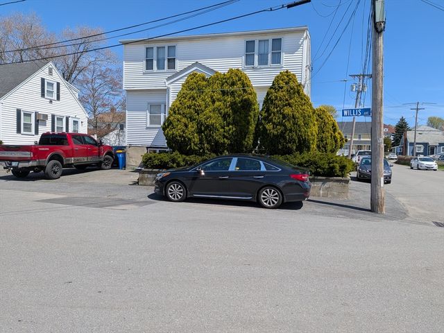 7 Willis Ave, Winthrop, MA 02152