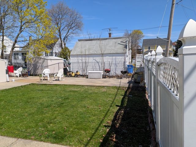 7 Willis Ave, Winthrop, MA 02152