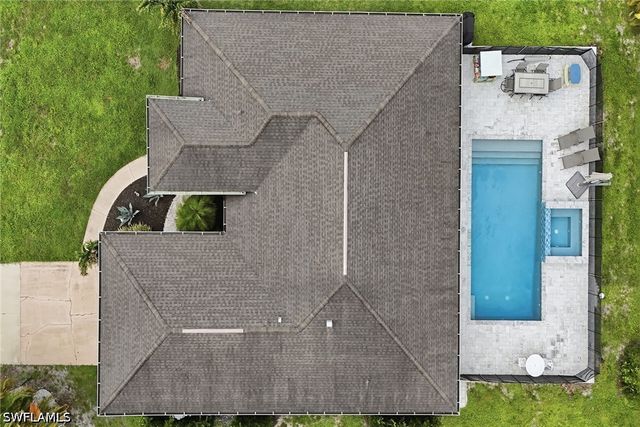 721 Logan BLVD S, Naples, FL 34119