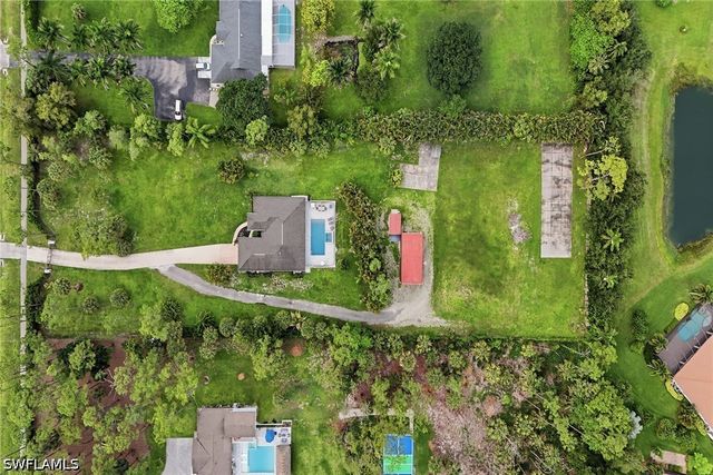 721 Logan BLVD S, Naples, FL 34119