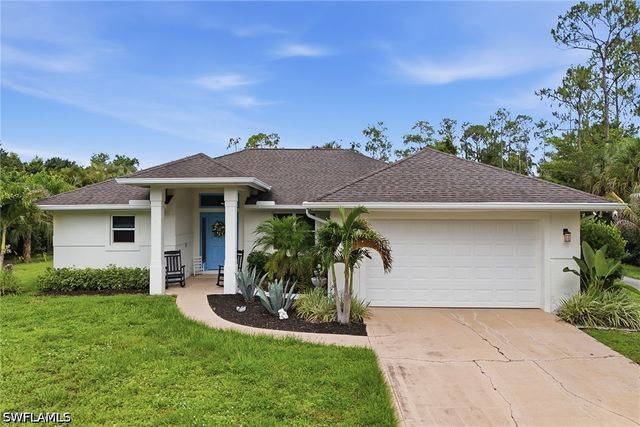721 Logan BLVD S, Naples, FL 34119