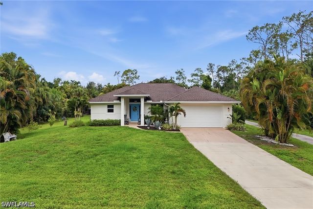 721 Logan BLVD S, Naples, FL 34119