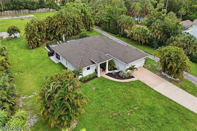 721 Logan BLVD S, Naples, FL 34119