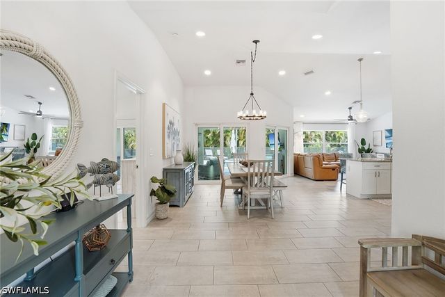 721 Logan BLVD S, Naples, FL 34119