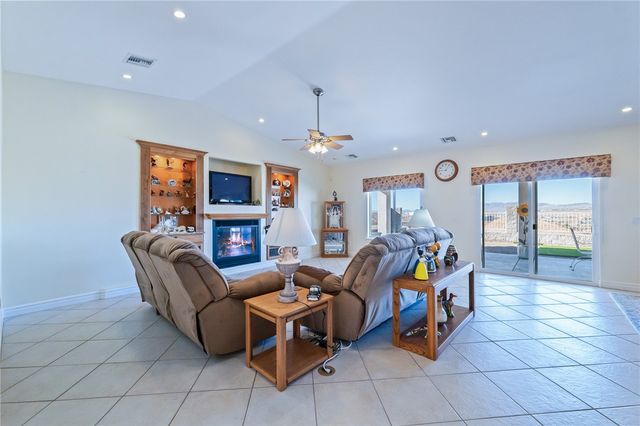 453 Chablis Court, Bullhead City, AZ 86429