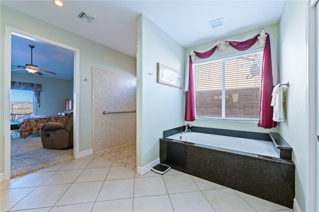 453 Chablis Court, Bullhead City, AZ 86429