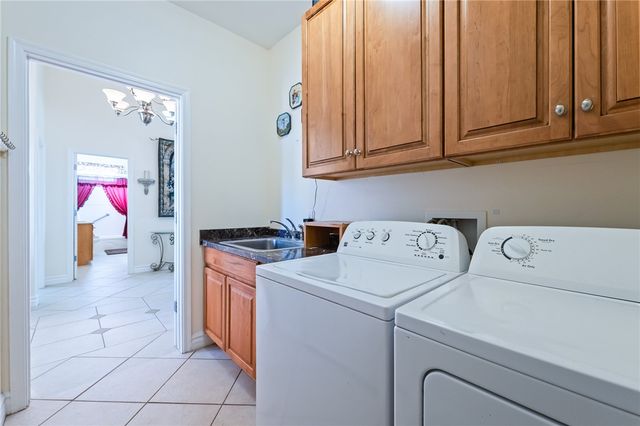 453 Chablis Court, Bullhead City, AZ 86429