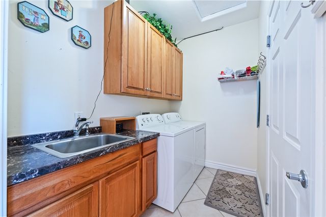 453 Chablis Court, Bullhead City, AZ 86429