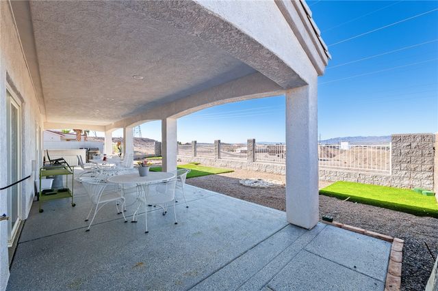 453 Chablis Court, Bullhead City, AZ 86429