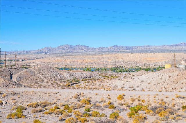 453 Chablis Court, Bullhead City, AZ 86429