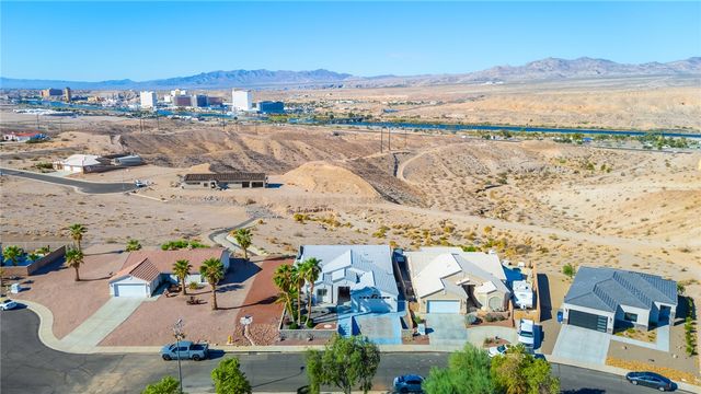 453 Chablis Court, Bullhead City, AZ 86429