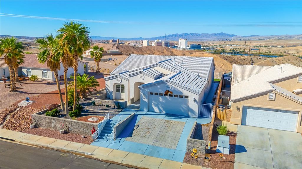 453 Chablis Court, Bullhead City, AZ 86429