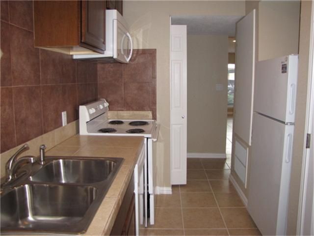 3303 W Greenridge Drive 23, Houston, TX 77057