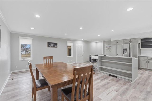 4028 Rownd Street, Cedar Falls, IA 50613